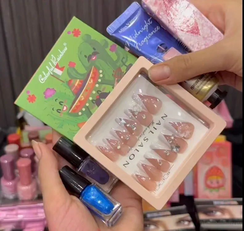 Beauty Essentials Mini Combo Set – Press-On Nails, Nail Paint &amp; Makeup Basics